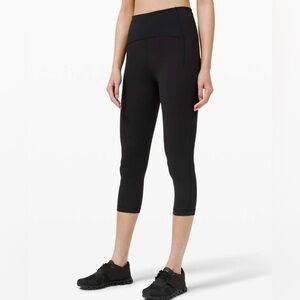 Lululemon Swift Speed High-Rise Crop 21". Black. Size 14